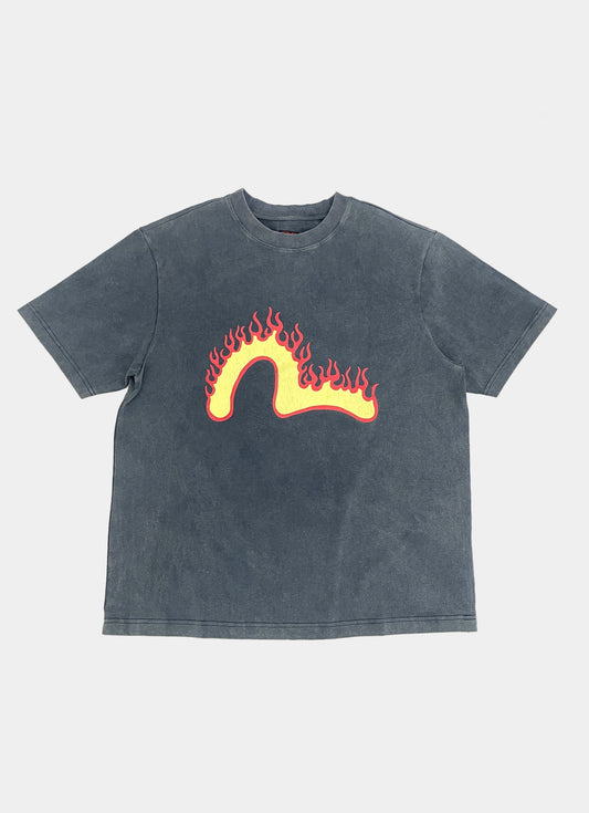 T-Shirt logo infuocato EVISU