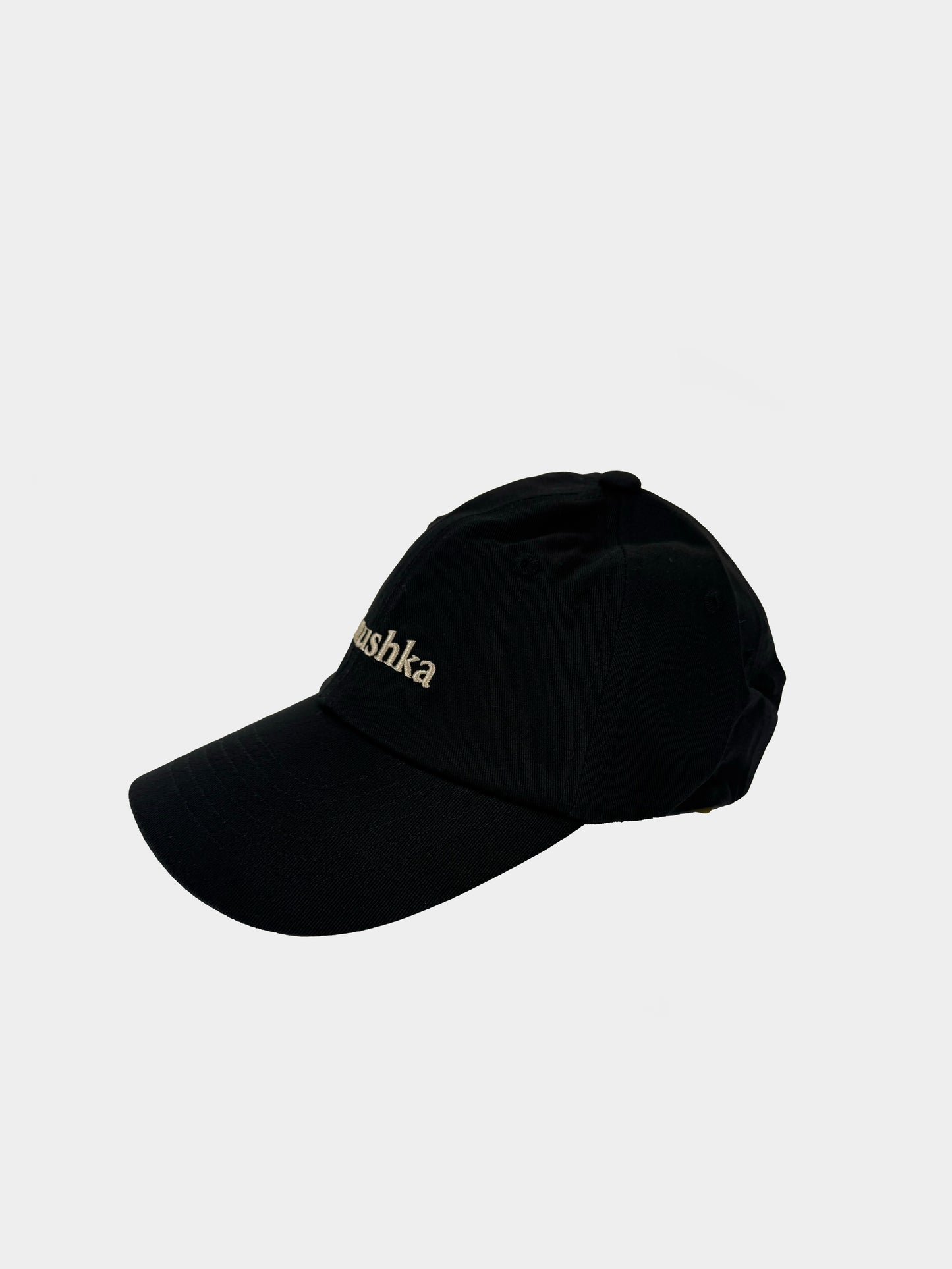 Cappello logo NANUSHKA