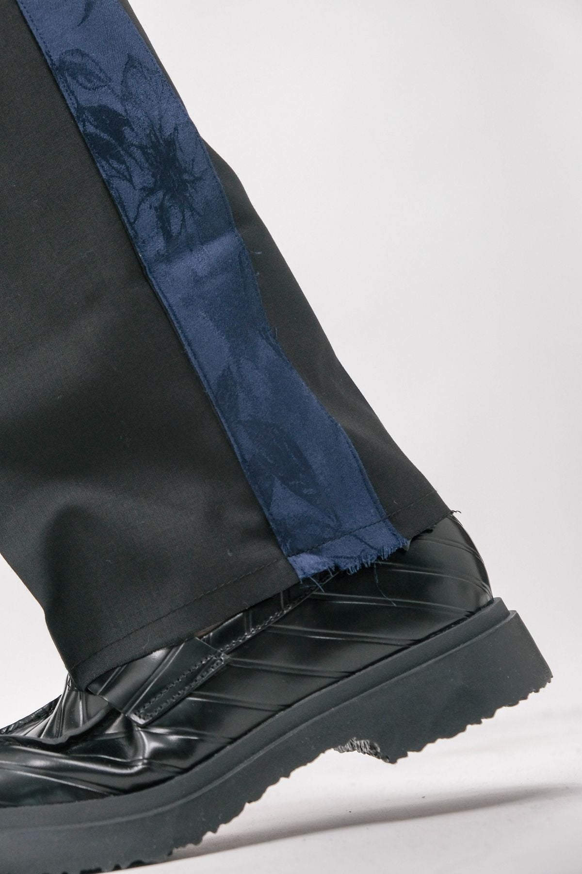 Pantaloni A DAMN THING