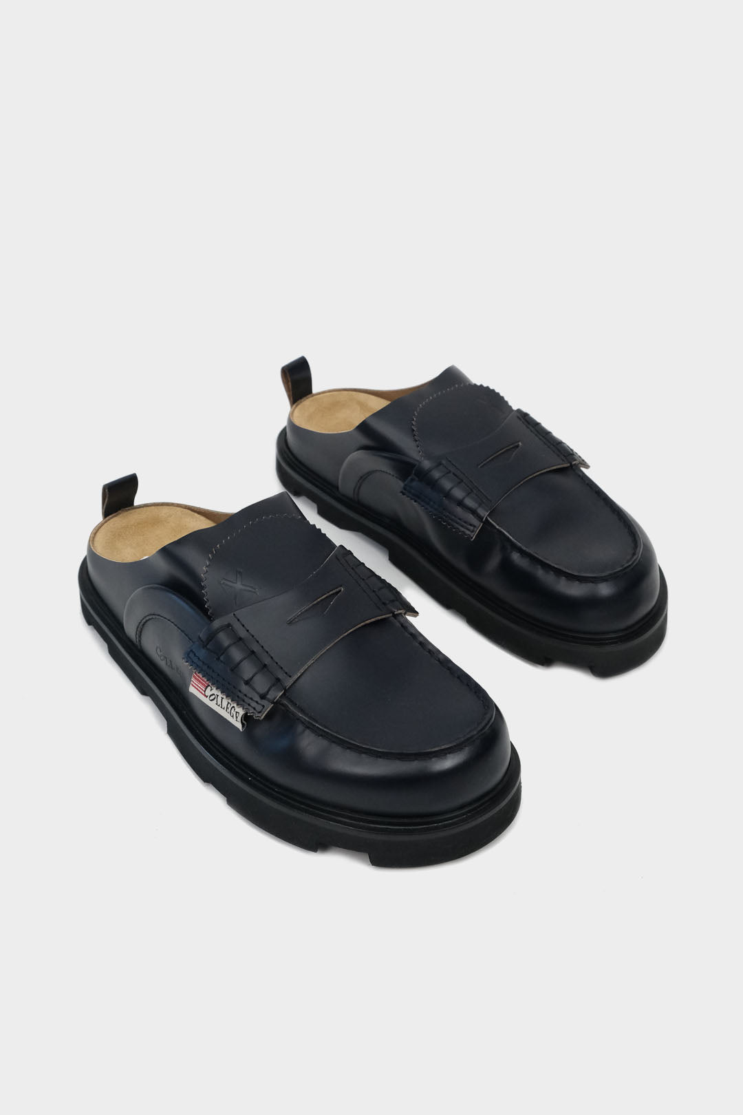 Scarpe College