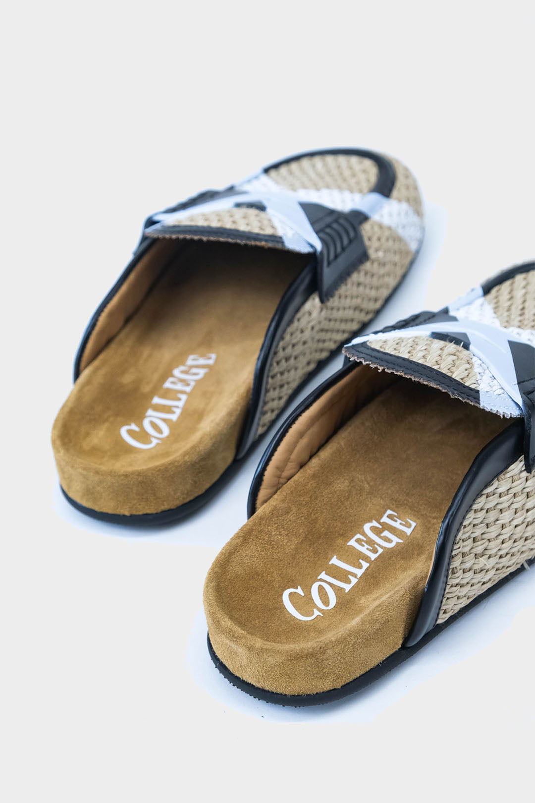 Scarpe College