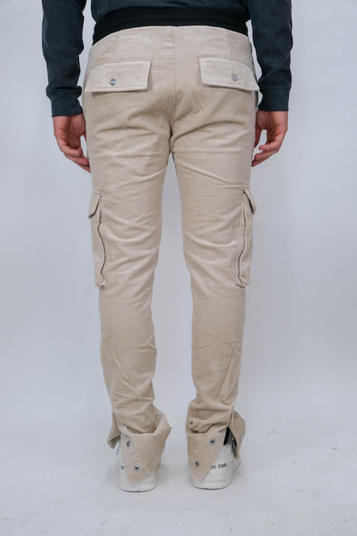 Pantaloni MOUTY PARIS