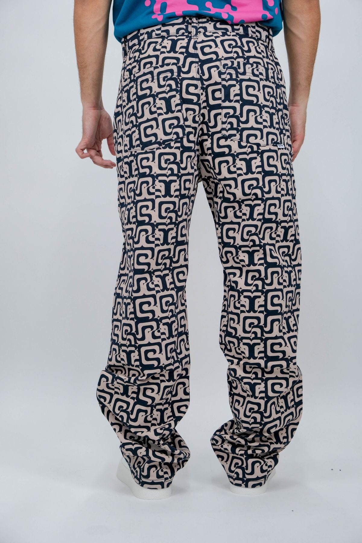 Pantaloni ARTE